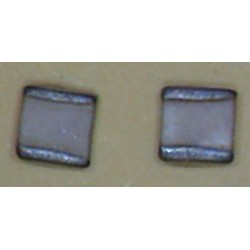 CONDENSATEUR CHIP 30pf---2 PIECES