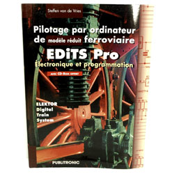 PILOTAGE PAR ORDI MODELE REDUIT 2001